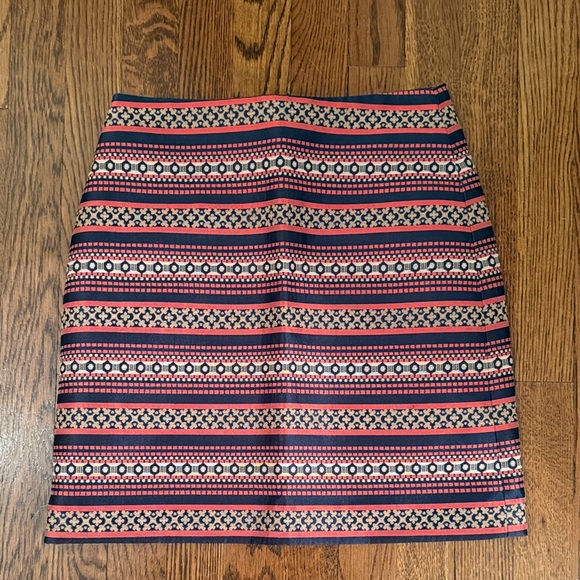 LOFT Dresses & Skirts - LOFT Patterned Pencil Skirt